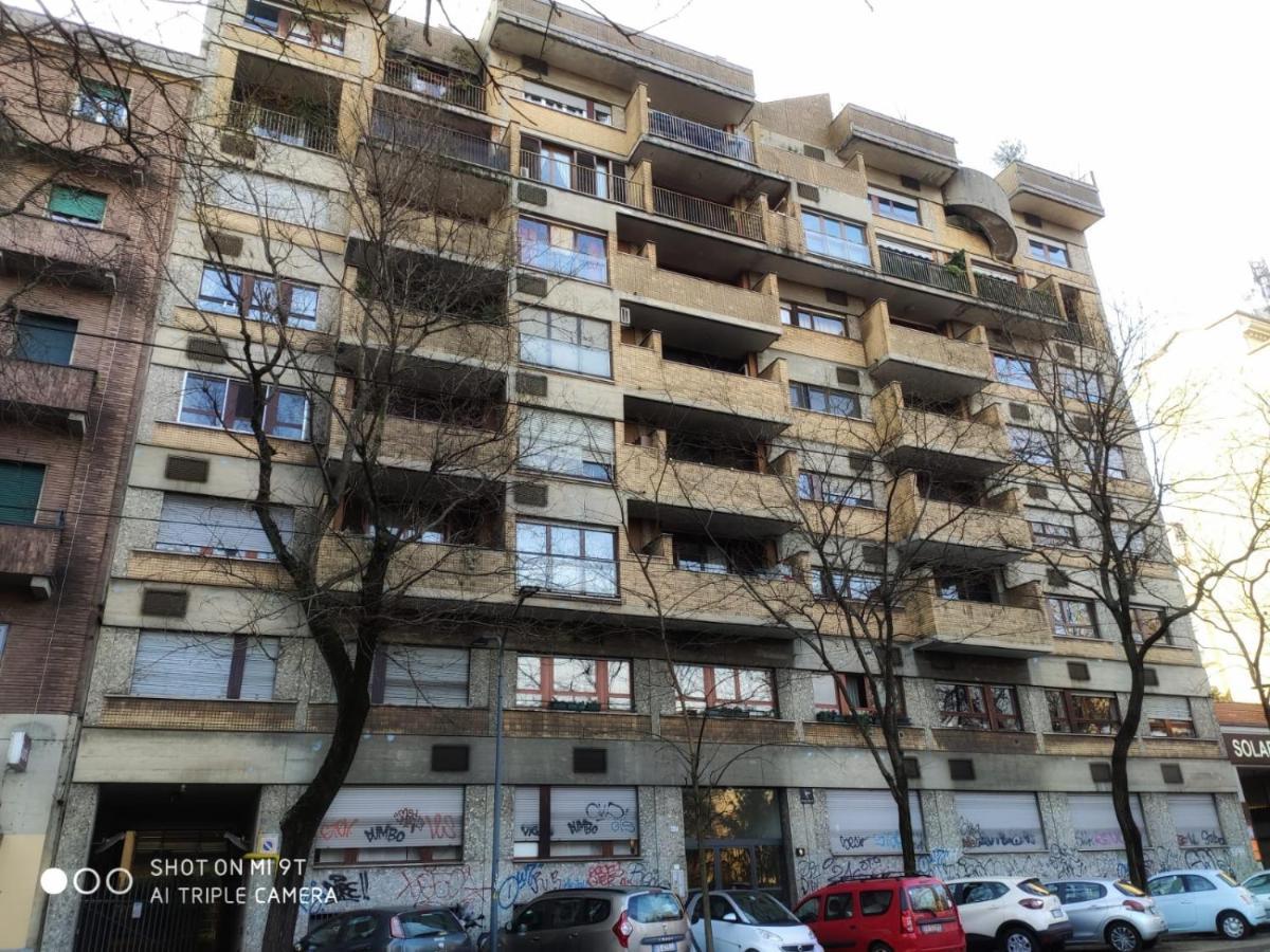 E-Milan Rooms Zona Tortona Eksteriør billede